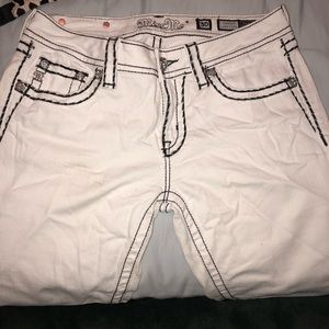 Miss Me white cuffed capris